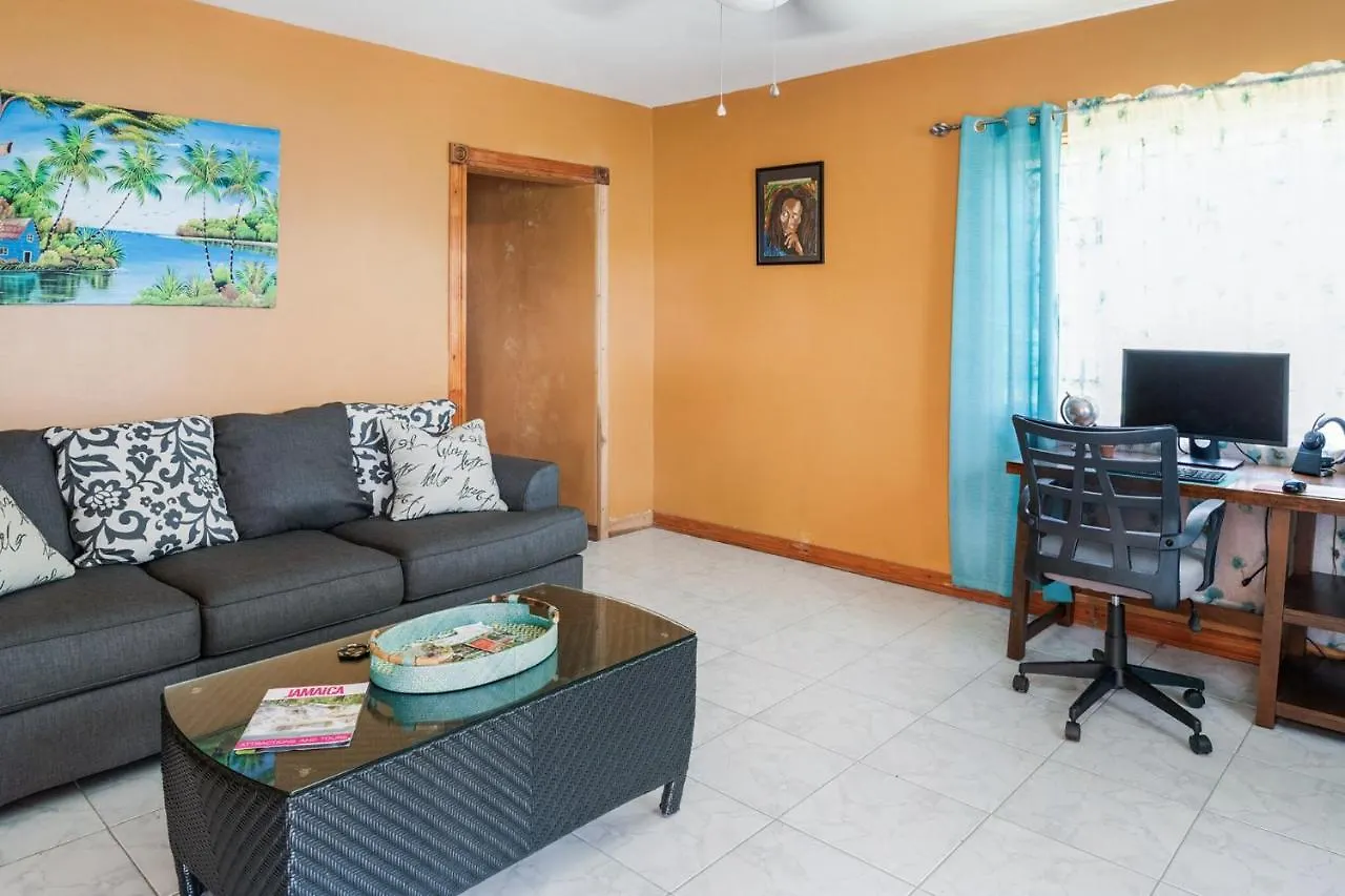 Yanceylargoestate 2Br Villa With Mountain Views Μοντέγκο Μπέυ